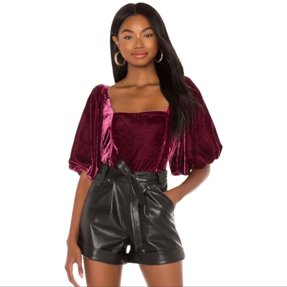 Free People Marie Velvet Open Back Top in Queen Pomegranite Size XL - Picture 2 of 13